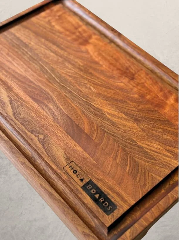 ENVIE CUTTING BOARD